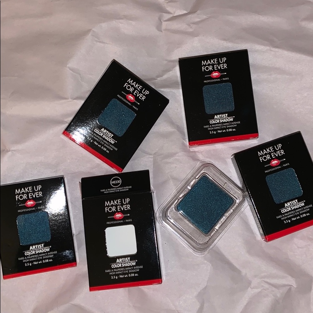 Make up forever eyeshadow